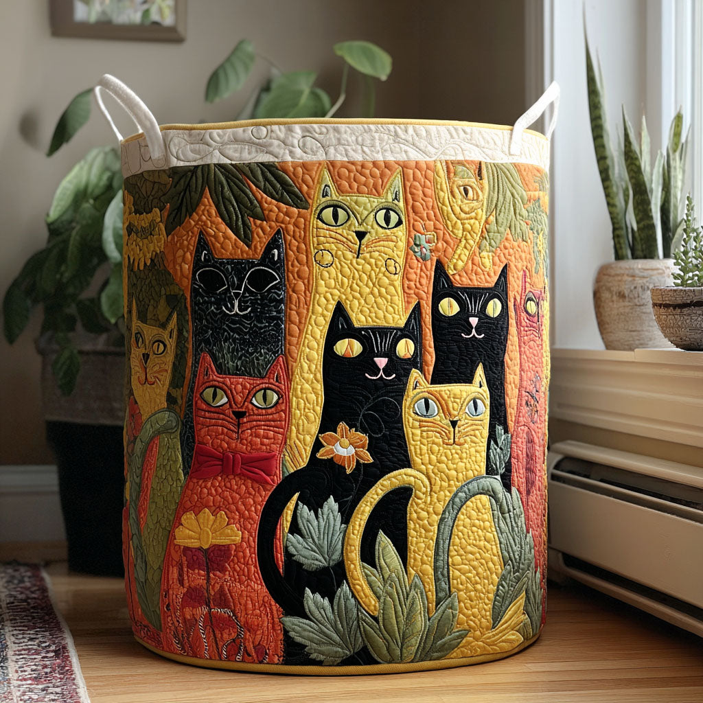Cozy Cat Quilted Laundry Basket NCU0TH3104