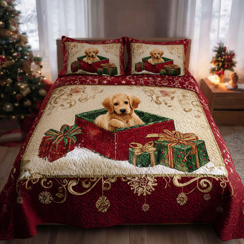 Golden Tidings 3-Piece Quilted Bedding Set NCU0PTT1456