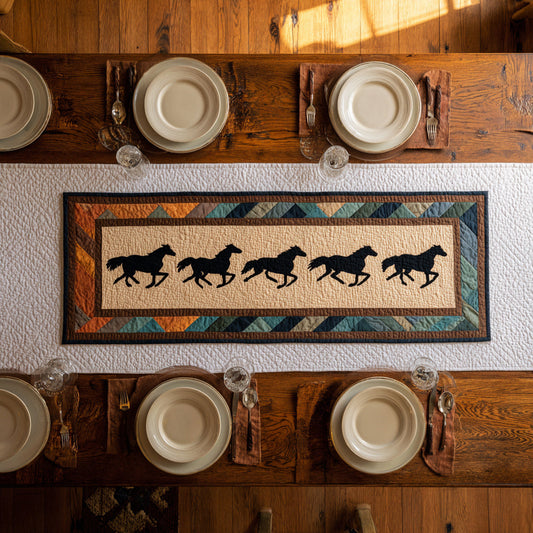 Running Horse Fortune Quilted Table Runner NCU0HNH471