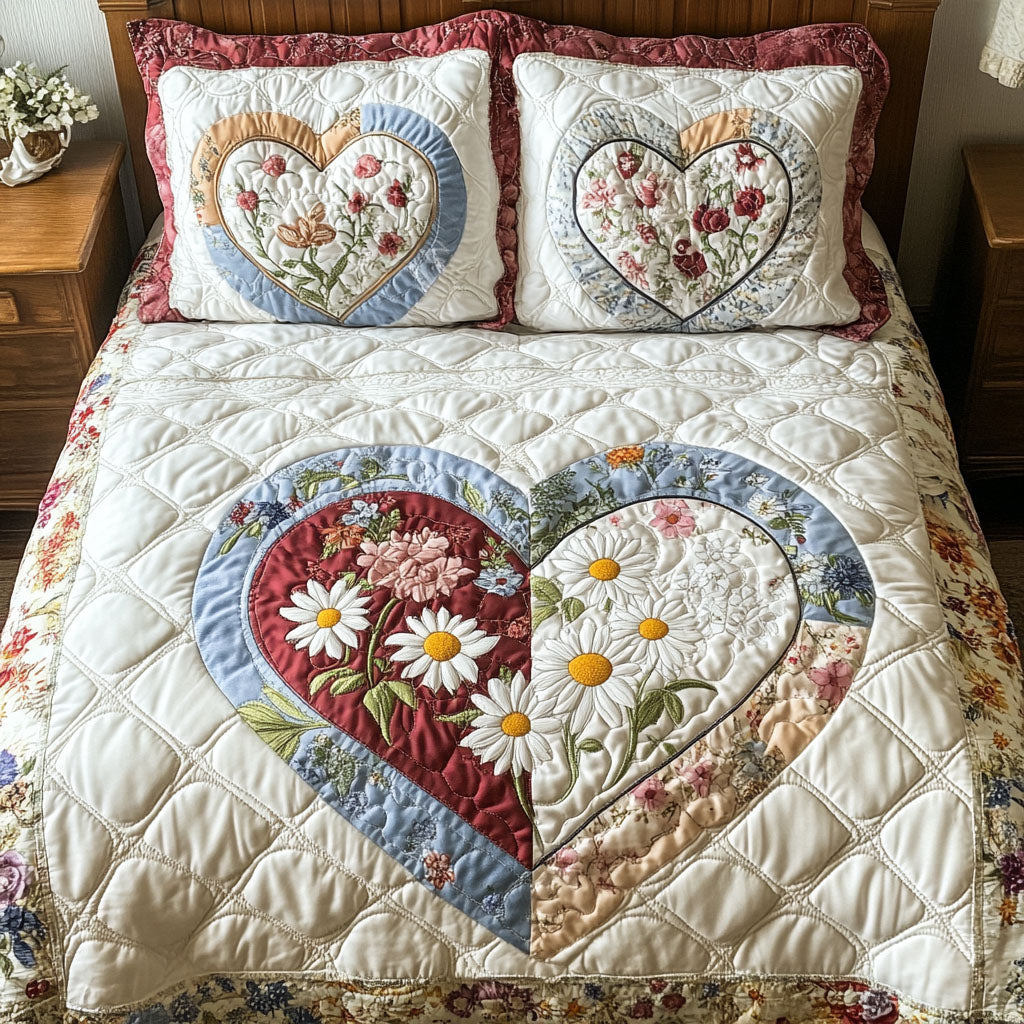 Heart of Roses 3-Piece Quilted Bedding Set GFTOHD1562 main image 1