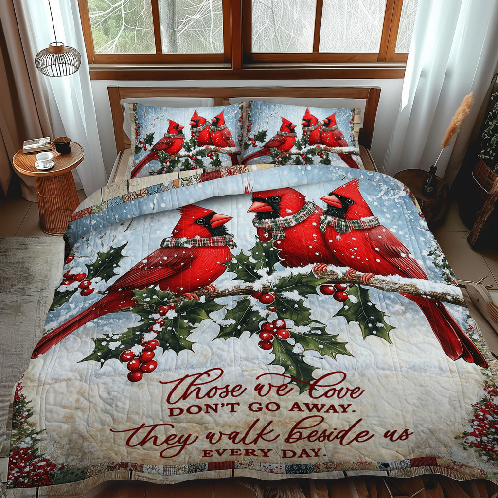 Winter Cardinals 3-Piece Quilted Bedding Set NCU0TL1495