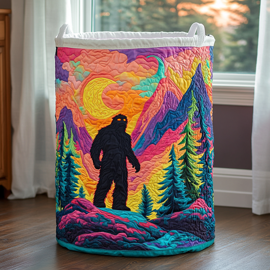 Bigfoot Legend Quilted Laundry Basket NCU0DDK1001