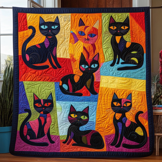 Black Cat Playing Quilted Blanket NCU0PD598