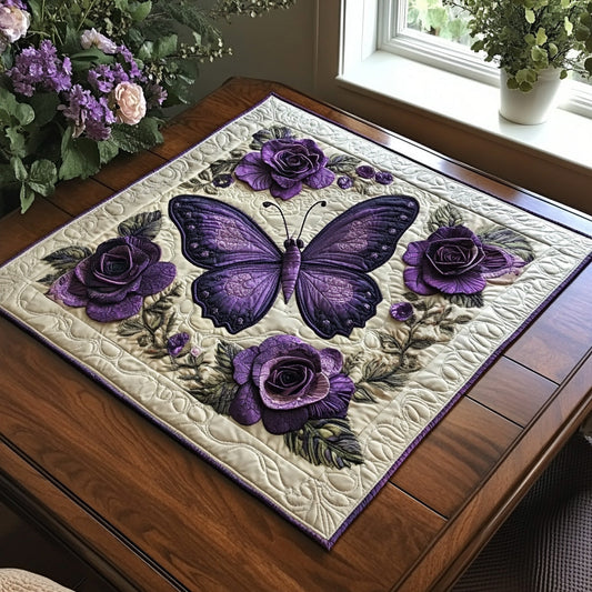 Bloomchaser Quilted Table Topper NCU0DV653