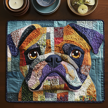 Bulldog Hug Quilted Place Mat NCU0NVH879