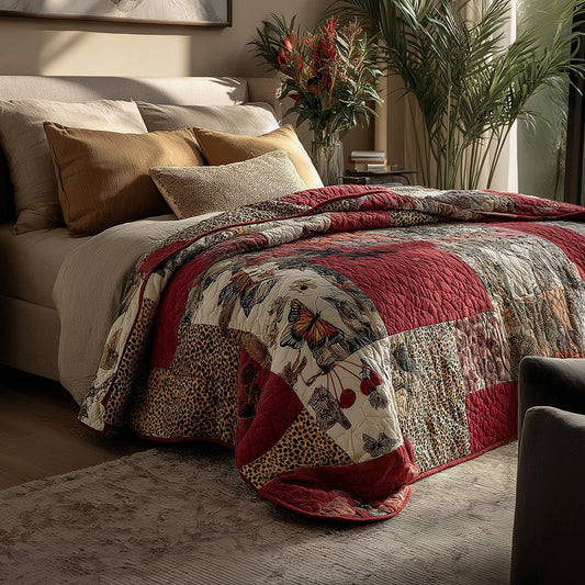 Butterfly Noir Romance Quilted Blanket NCU0LDH271