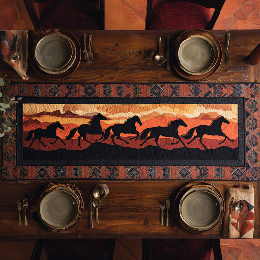 Chariot Horse Triumph Quilted Table Runner NCU0HNH468
