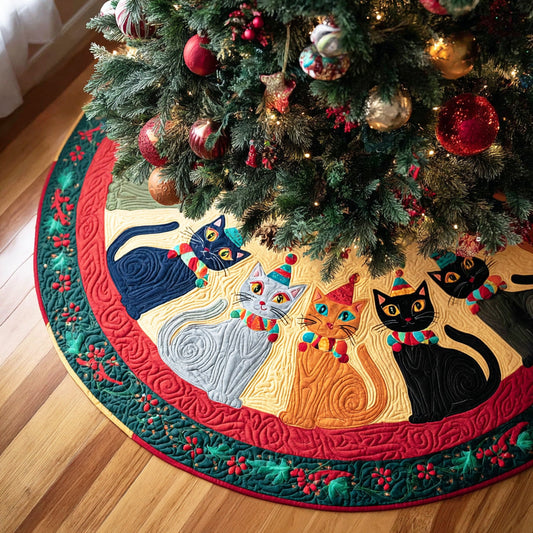 Cheeky Claus Christmas Quilted Tree Skirt NCU0NTD1165