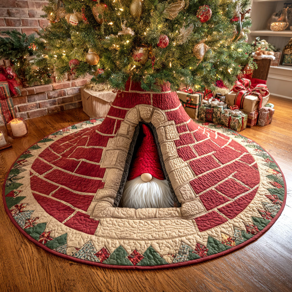 Chimney Surprise Christmas Quilted Tree Skirt NCU0NTV645