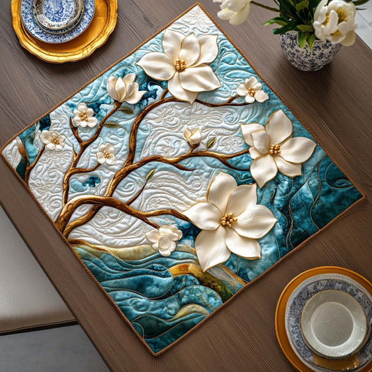 Classic Magnolia Quilted Table Topper NCU0NNT972