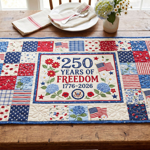 Colonial Charm Quilted Table Runner NCU0PTT3101
