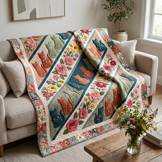 Cottage Cats Quilted Blanket NCU0NTD1918