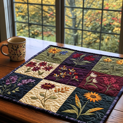 Country Bloom Quilted Table Topper NCU0DV632