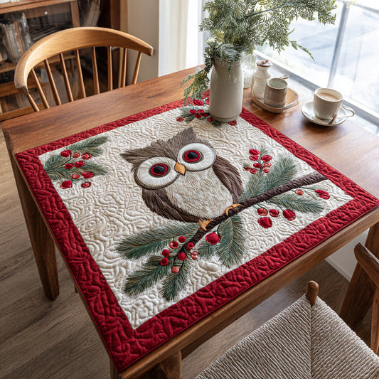 Cozy Owl Table Topper NCU0HNH124