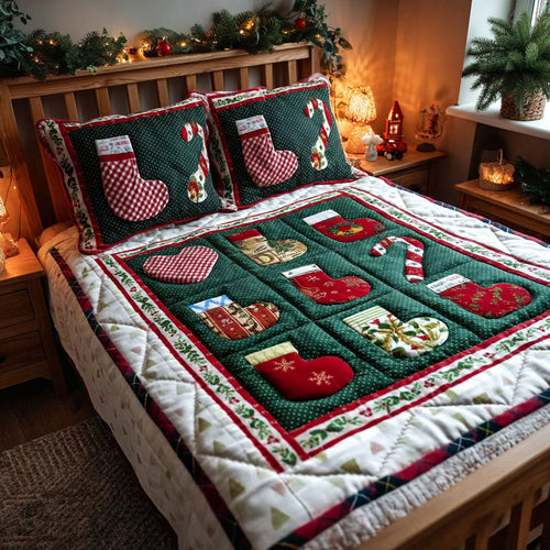 Cozy Stockings 3-Piece Quilted Bedding Set NCU0NTV296