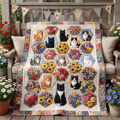 Floral Paws Quilted Blanket NCU0NTD1915