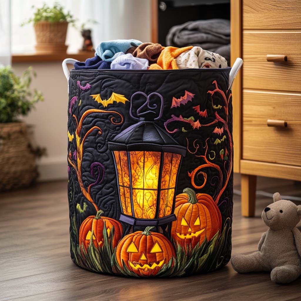 Fright Delight Quilted Laundry Basket NCU0NNT1465