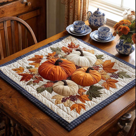 Frosted Gourds Table Topper NCU0NTV018