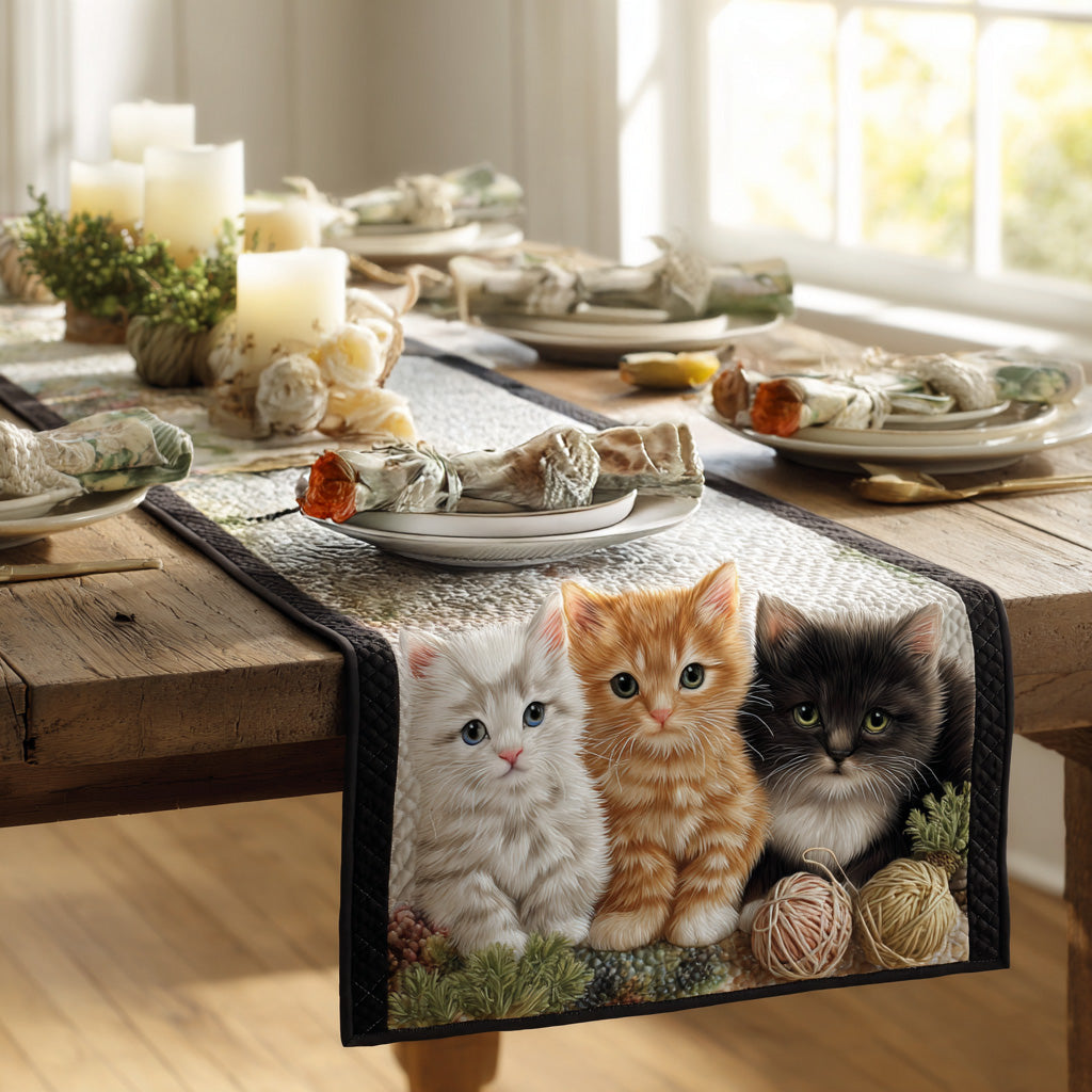 Furry Companions Quilted Table Runner NCU0DV998