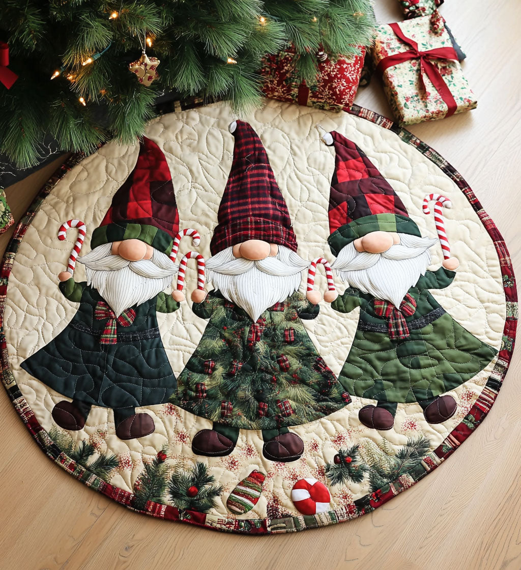 Gnome Gathering Quilted Round Mat NCU0PT1047