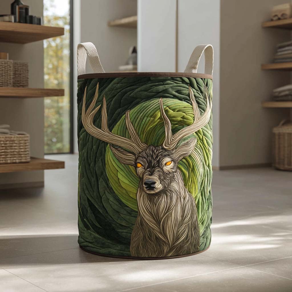 Golden-Eyed Guardian Quilted Laundry Basket NCU0NXD395