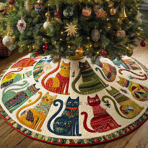 Golden Bell Cat Circle Quilted Tree Skirt NCU0NXD1137