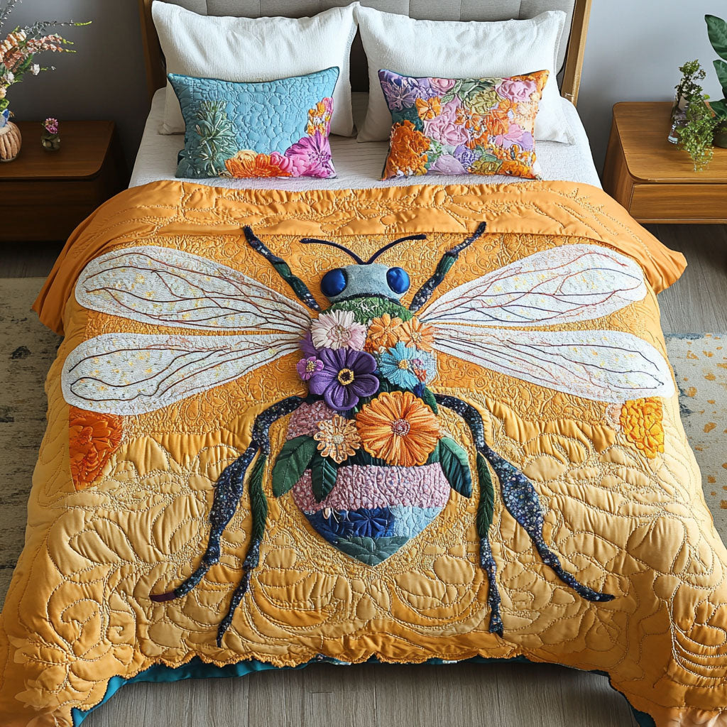 Golden Bloom 3-Piece Quilted Bedding Set NCU0NNT327