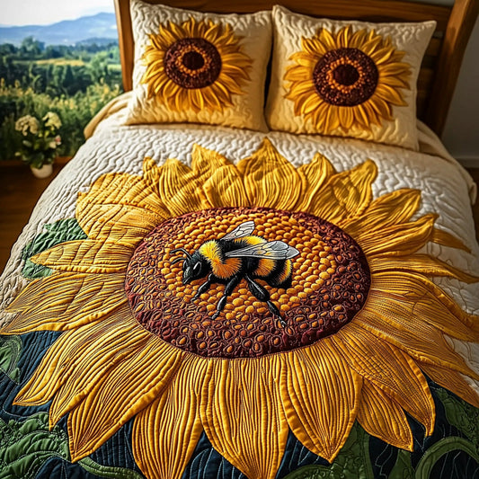 Golden Wings 3-Piece Quilted Bedding Set NCU0DV549