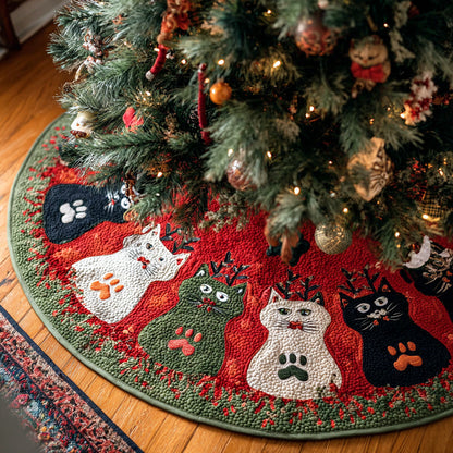 Goofy Kitty Christmas Quilted Tree Skirt NCU0NTD1169
