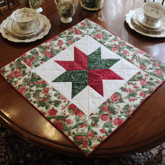 Guiding Star Quilted Table Topper NCU0PTT1248