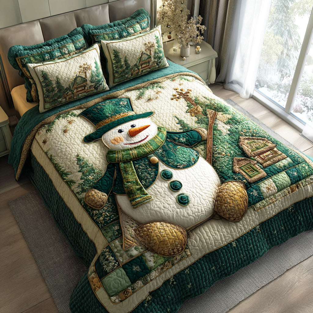 Holly Snowlight Town 3-Piece Quilted Bedding Set NCU0NTD900