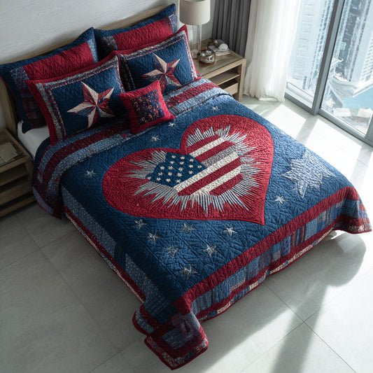 Liberty Heart 3-Piece Quilted Bedding Set NCU0NTD1641