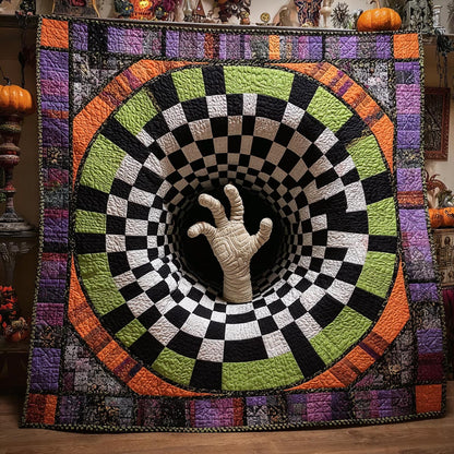 Mummy Rising Art Quilt Hanging NCU0DV2234