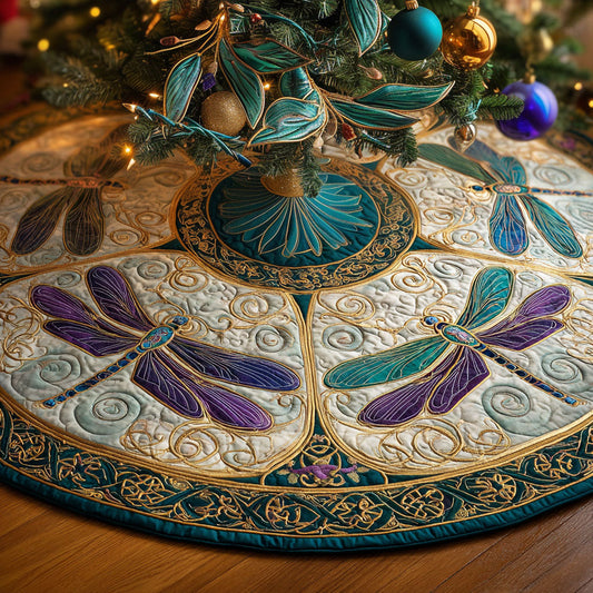 Mystic Flight Christmas Quilted Tree Skirt NCU0NTV428