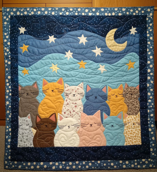 Nocturnal Cat Bliss Quilted Blanket NCU0PT547