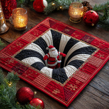 North Pole Spiral Quilted Table Topper NCU0NXD238