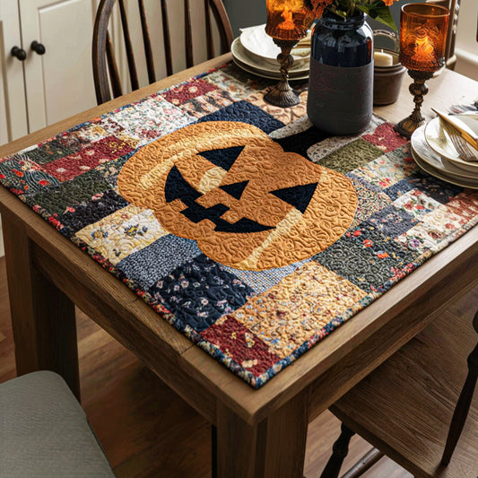Patchwork Pumpkin Quilted Table Topper NCU0NNT1494