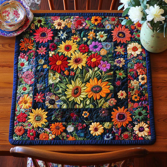 Petal Dance Quilted Table Topper NCU0NNT967