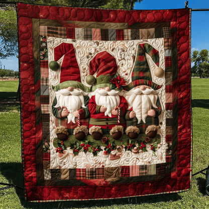 Plaid Gnome Quilted Blanket NCU0TH1040