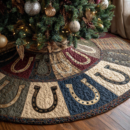 Rustic Lucky Horseshoe Christmas Quilted Tree Skirt NCU0LDH016