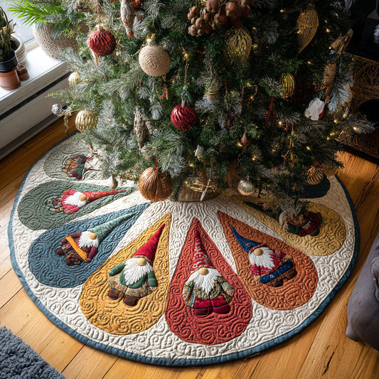 Snickerdoodle Christmas Quilted Tree Skirt NCU0PTT1620