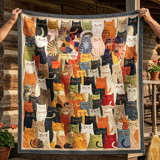 The Curious Cat Quilted Blanket NCU0PTT3141