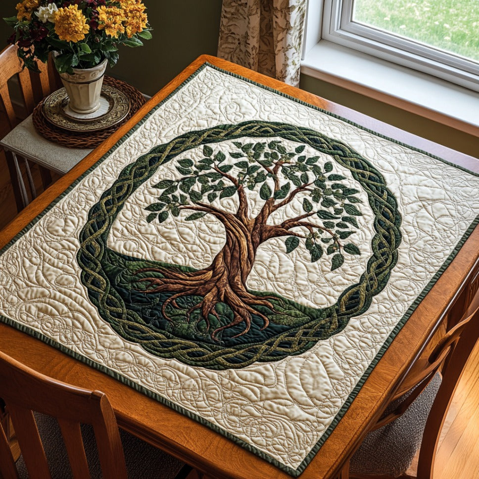 Timeless Branches Quilted Table Topper NCU0DV607