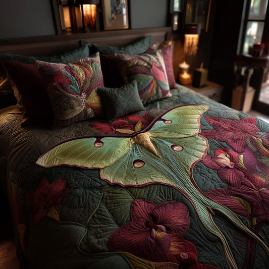 Twilight Wings Luna Moth 3-Piece Quilted Bedding Set NCU0LDH097