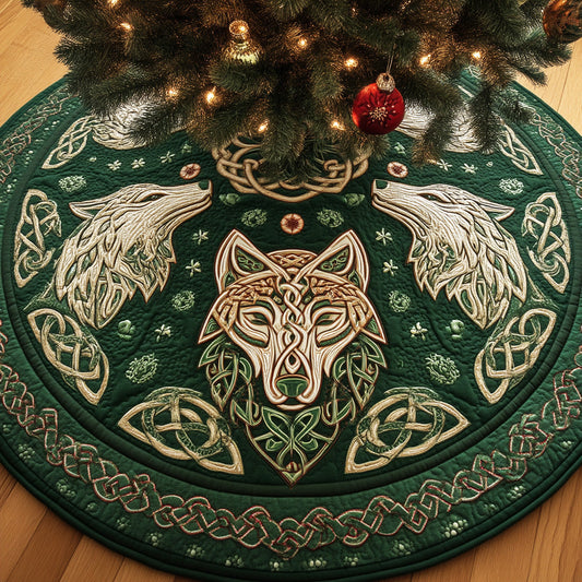 Twin Wolf Knot Christmas Quilted Tree Skirt NCU0NTD1019