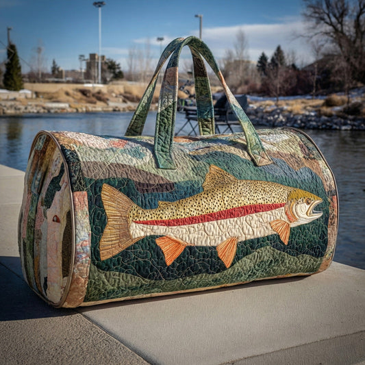 Weekend Waters Quilted Duffle Bag NCU0LDH574