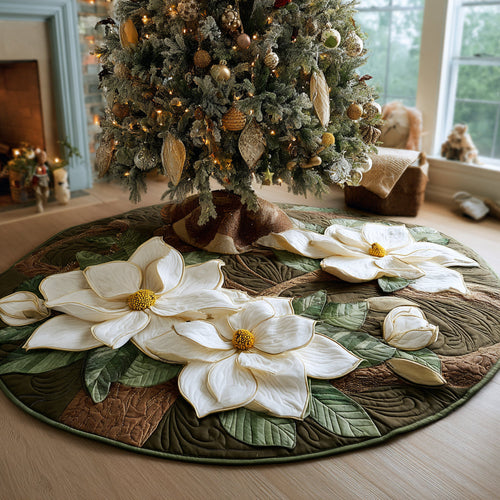 White Christmas Magnolia Christmas Quilted Tree Skirt NCU0DV1386