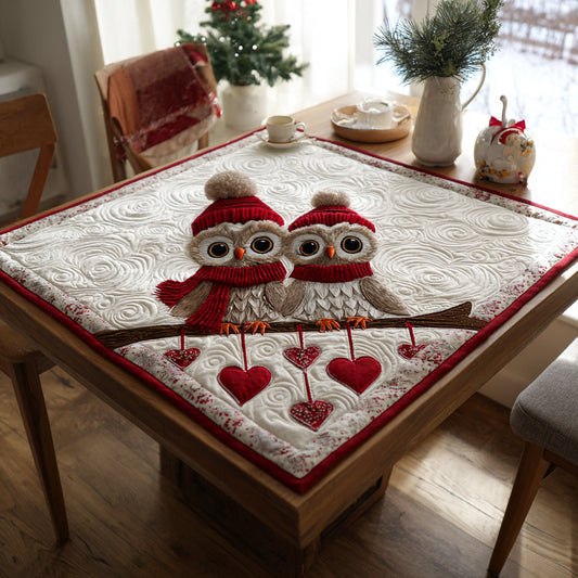 Winter Hug Owls Table Topper NCU0HNH127
