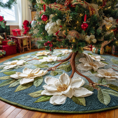 Winter Magnolia Christmas Quilted Tree Skirt NCU0DV1378