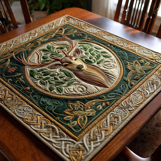 Celtic Stag Quilted Table Topper NCU0NTV381
